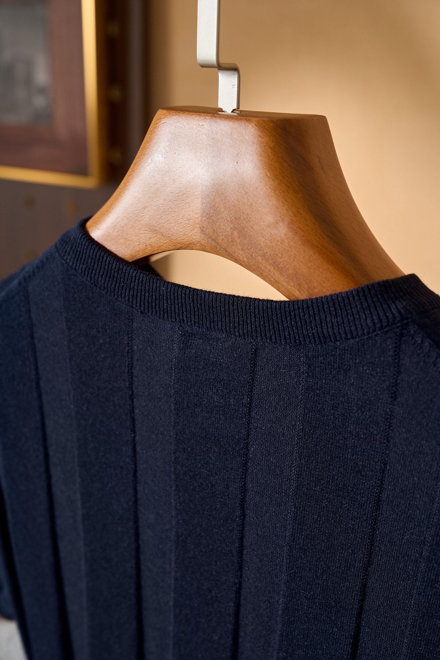 。New#🟥 Brunello Cucinelli（布鲁奈罗·库奇内利）被称作羊绒之王，来自意大利索罗梅