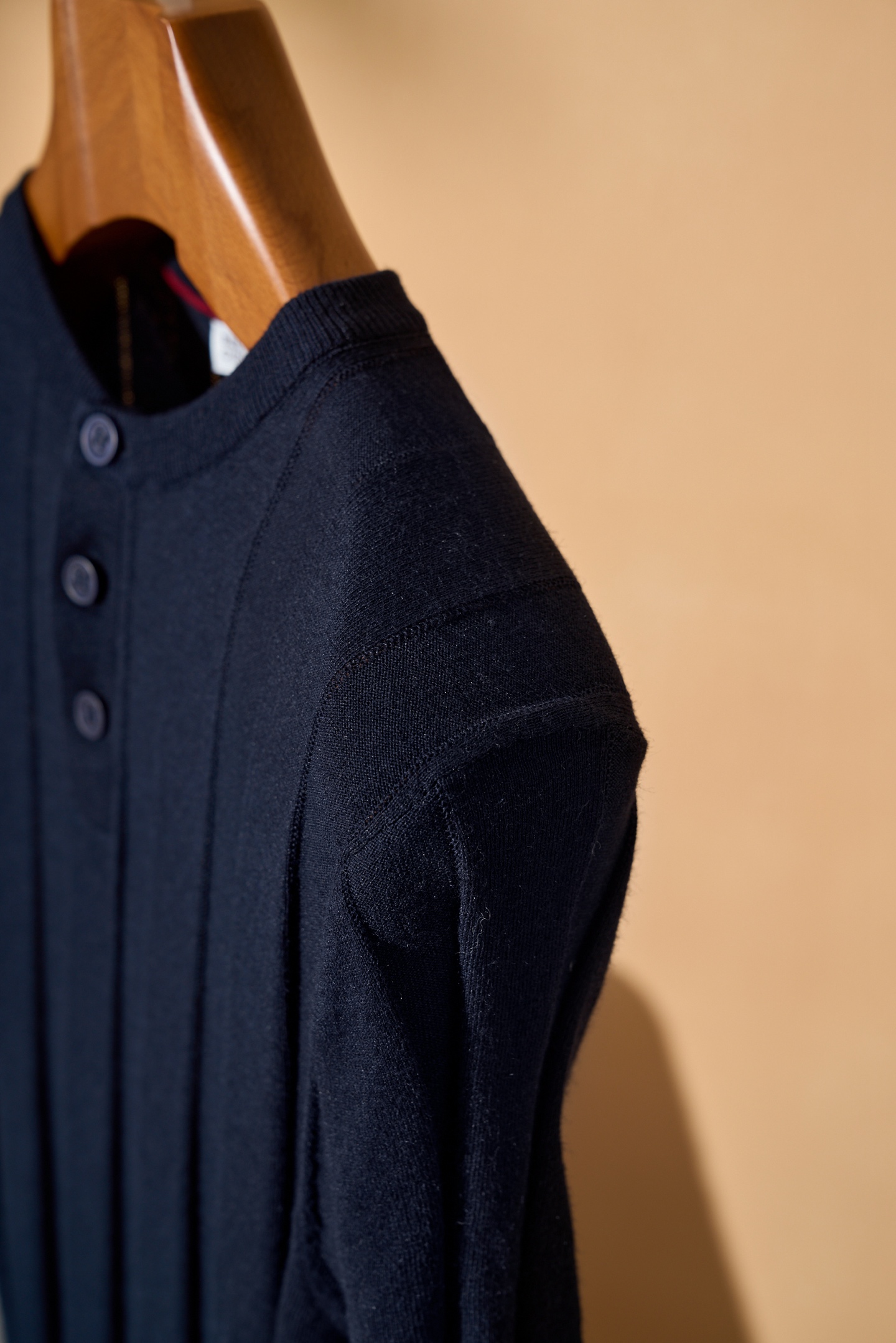 。New#🟥 Brunello Cucinelli（布鲁奈罗·库奇内利）被称作羊绒之王，来自意大利索罗梅