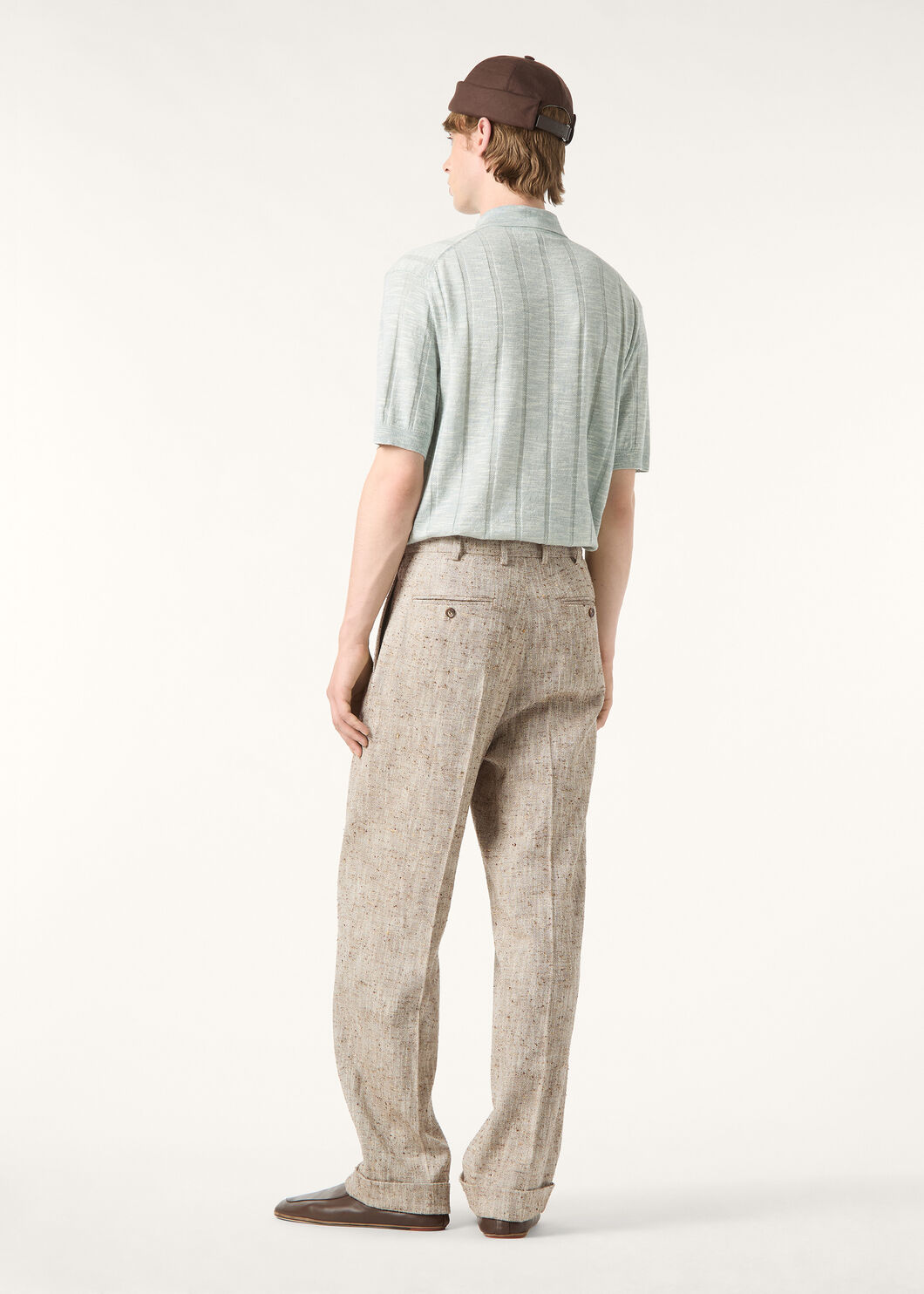 。New#🟥这是来自意大利奢侈品牌Loro Piana（诺悠翩雅）的亚麻混纺针织短袖Polo衫，也是品牌