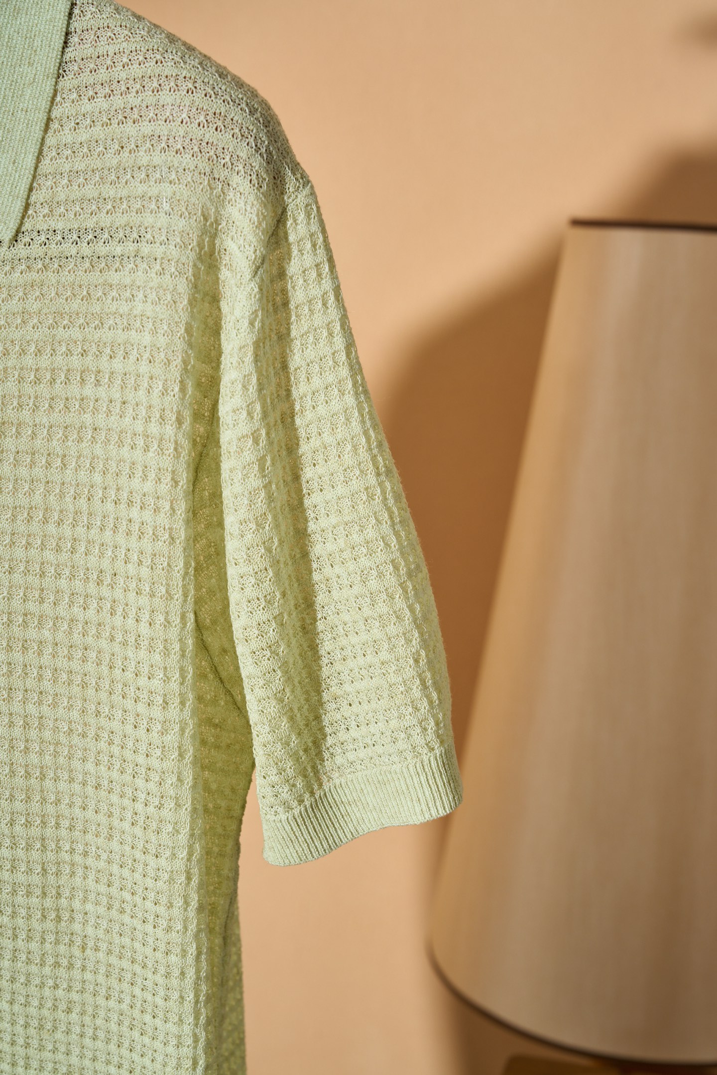 。New#🟥Loro Piana 华夫格针织POLO衫，标志性的亚麻混纺肌理，自带会呼吸的透气孔夏天的松