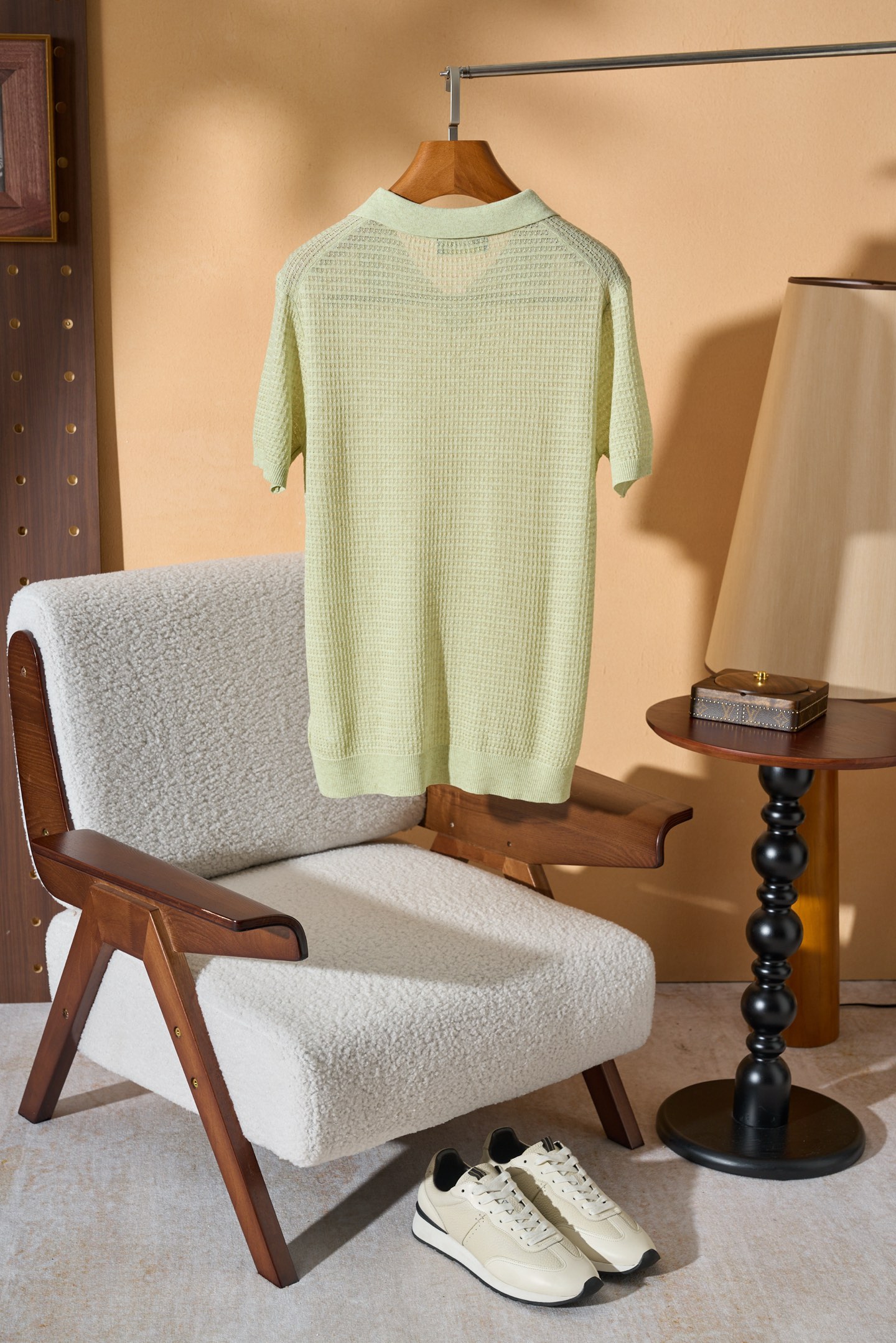 。New#🟥Loro Piana 华夫格针织POLO衫，标志性的亚麻混纺肌理，自带会呼吸的透气孔夏天的松