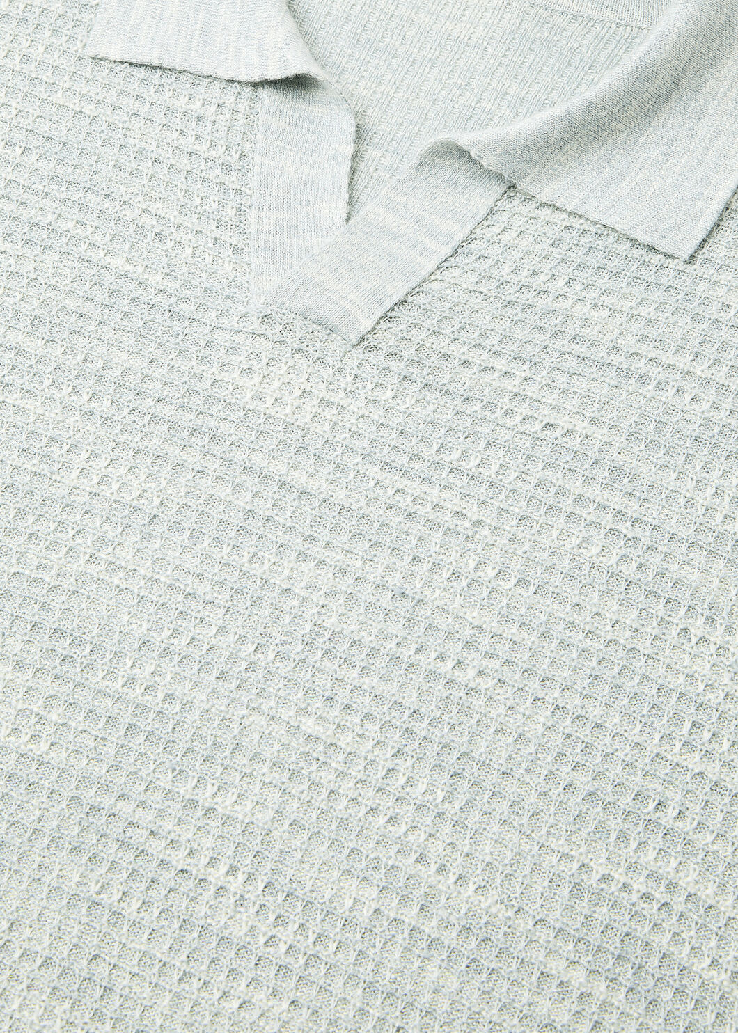 。New#🟥Loro Piana 华夫格针织POLO衫，标志性的亚麻混纺肌理，自带会呼吸的透气孔夏天的松