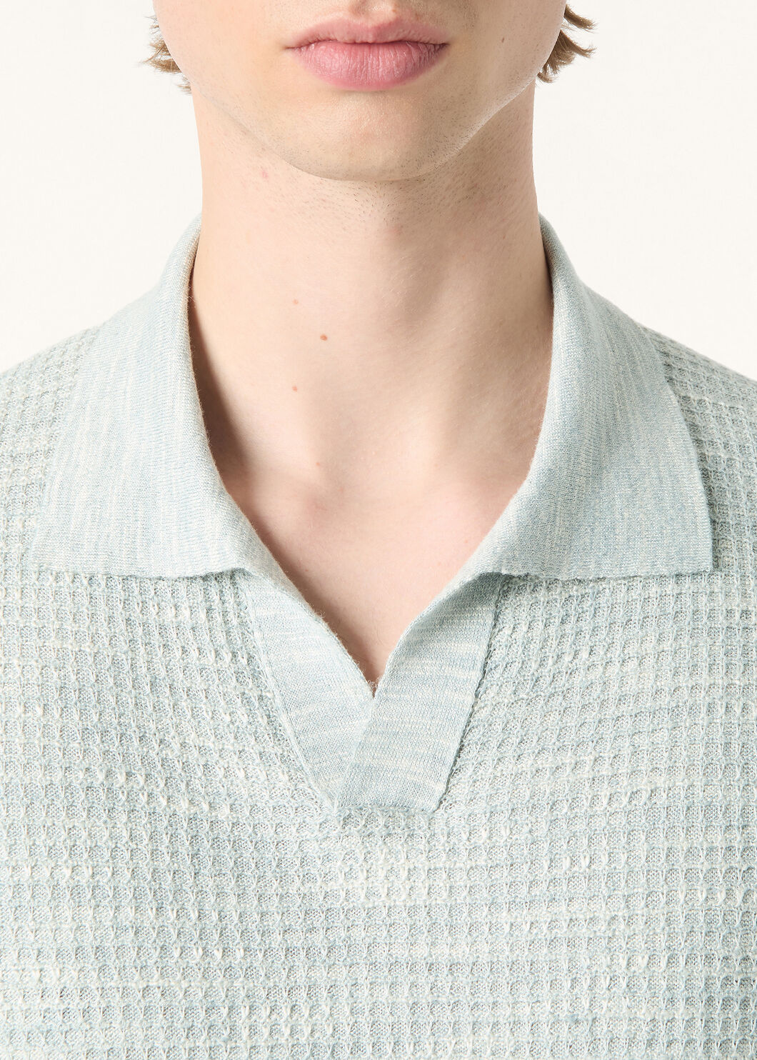 。New#🟥Loro Piana 华夫格针织POLO衫，标志性的亚麻混纺肌理，自带会呼吸的透气孔夏天的松