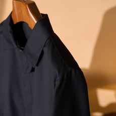 New# 🟥ZEGNA 杰家 新款来袭!精简主义者的抗皱,商务通勤一键体面 羊毛翻领夹克外套。 采用利落短款翻领剪裁,无 New# 🟥ZEGNA 杰家 新款来袭!精简主义者的抗皱,商务通勤一键体面 羊毛翻领夹克外套。 采用利落短款翻领剪裁,无