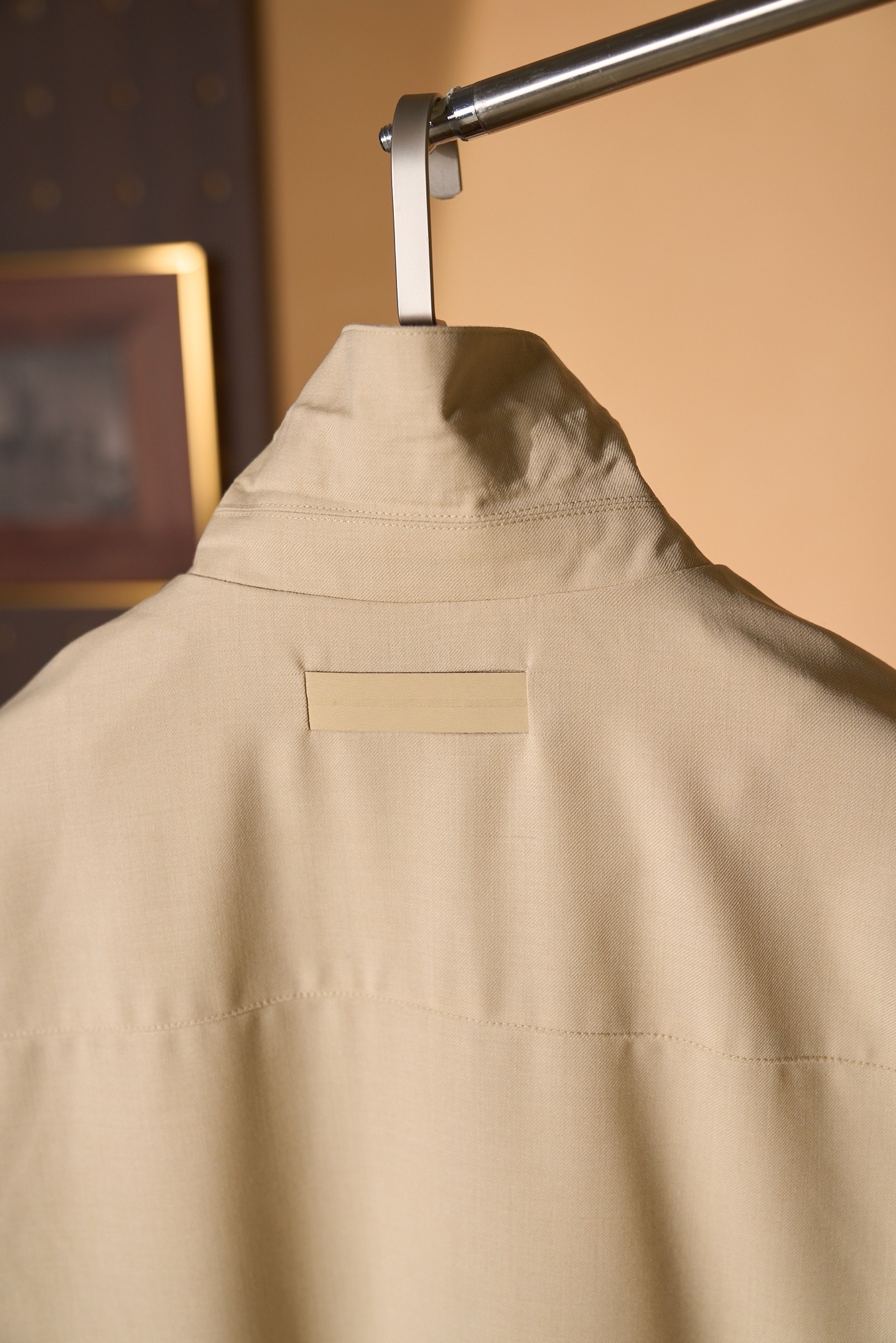 New# 🟥ZEGNA 杰家 新款来袭！精简主义者的抗皱，商务通勤一键体面 羊毛翻领夹克外套。 采用利落短款翻领剪裁，无