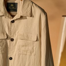 New# 🟥诺悠翩雅Loro Piana 天然水洗亚麻工装外套慵懒外套,汲取意式休闲格调时尚与舒适并存的佳作作为一个享誉 New# 🟥诺悠翩雅Loro Piana 天然水洗亚麻工装外套慵懒外套,汲取意式休闲格调时尚与舒适并存的佳作作为一个享誉