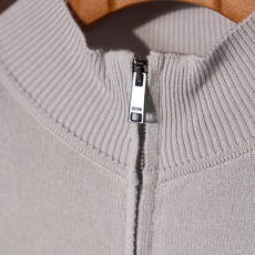 New# 🟥Zegna 杰尼亚 甄选硬朗男士羊毛拉链开衫,100%羊毛面料轻盈蓬松,带来无与伦比的亲肤触感,就像被一缕暖 New# 🟥Zegna 杰尼亚 甄选硬朗男士羊毛拉链开衫,100%羊毛面料轻盈蓬松,带来无与伦比的亲肤触感,就像被一缕暖
