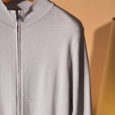 New# 🟥Zegna 杰尼亚 甄选硬朗男士羊毛拉链开衫,100%羊毛面料轻盈蓬松,带来无与伦比的亲肤触感,就像被一缕暖 New# 🟥Zegna 杰尼亚 甄选硬朗男士羊毛拉链开衫,100%羊毛面料轻盈蓬松,带来无与伦比的亲肤触感,就像被一缕暖