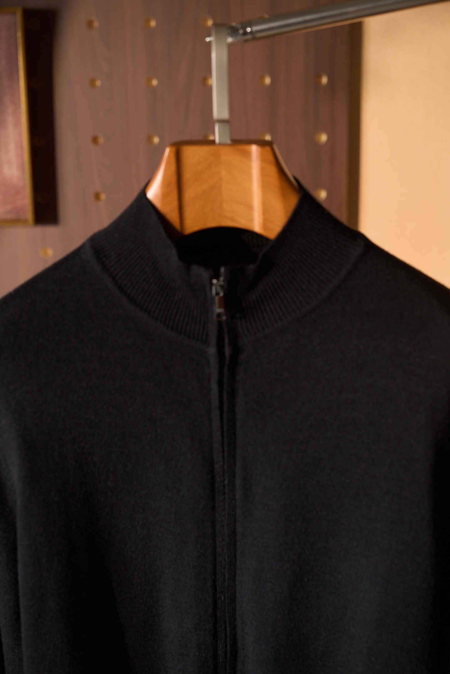New# 🟥Zegna 杰尼亚 甄选硬朗男士羊毛拉链开衫，100%羊毛面料轻盈蓬松，带来无与伦比的亲肤触感，就像被一缕暖