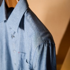 New# 🟥Kiton 新款来袭!亚麻衬衫,独家巨献,胸前设计口袋,麻料以其独特的面料特点和休闲自然的风格,成为这个春夏 New# 🟥Kiton 新款来袭!亚麻衬衫,独家巨献,胸前设计口袋,麻料以其独特的面料特点和休闲自然的风格,成为这个春夏