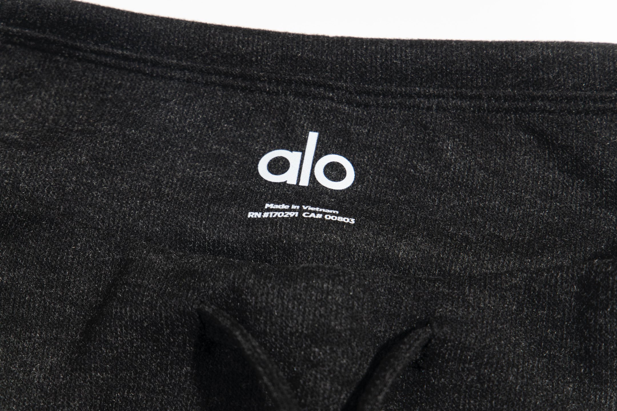 alo yoga 阔腿抖抖裤 alo爆款抖抖裤