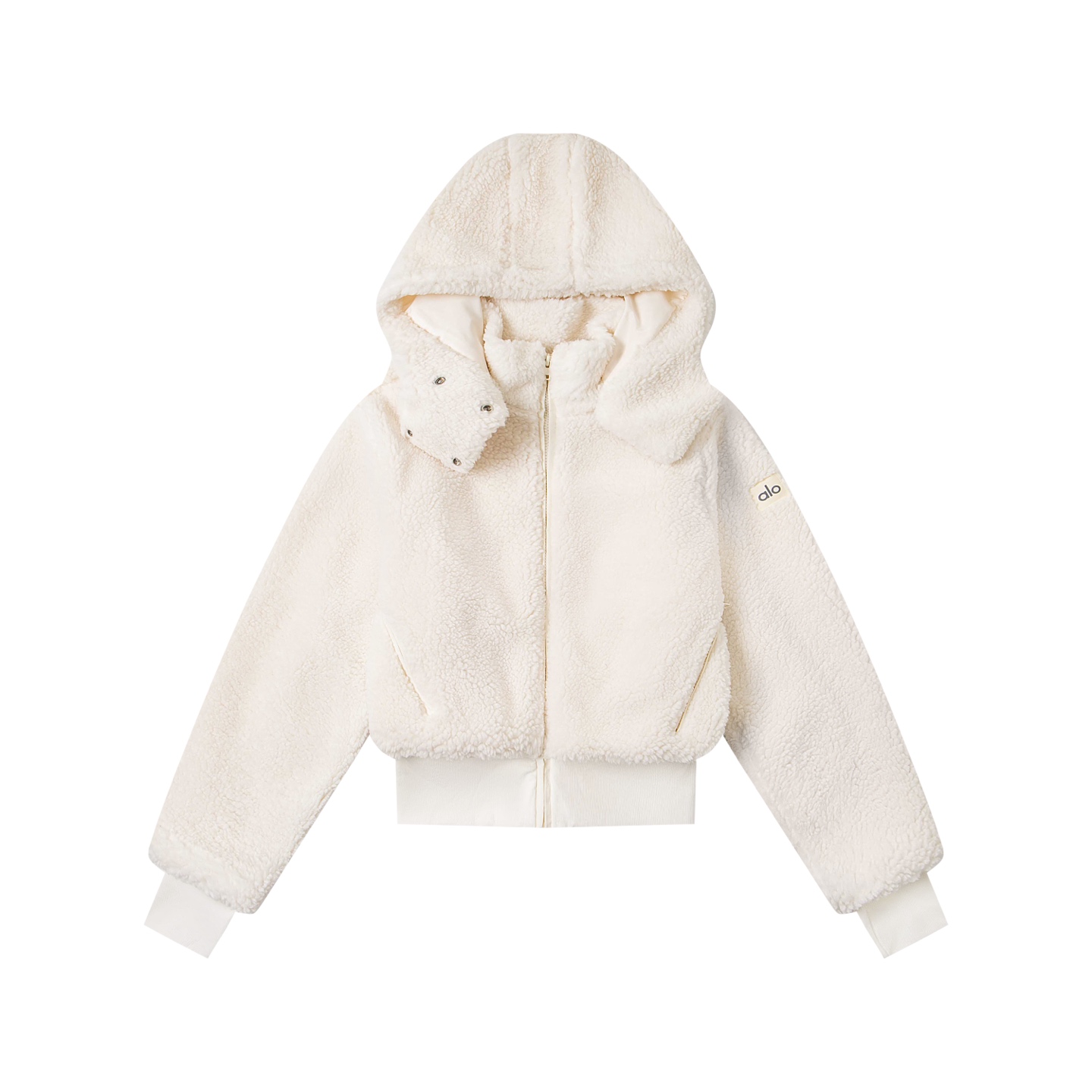 💰220
Alo羊羔毛外套foxy sherpa可脱卸帽短款女士夹克外套

衣服内衬是软软的面料，袖口和下摆都是采用罗纹弹力面料 ，松紧收腰超显腿长。
版型是比较阔的，正常效果是肯豆那种上面壮壮的，下面筷子腿那种风格，半身不显瘦哦，这个版型就是这种的。显得比例好，腿细，但是上半身不会显瘦。
可以搭配牛仔裤， 瑜伽裤，工装裤以及裙装都可以
奶白软fufu的很洋气 是冬季百搭的一件单品