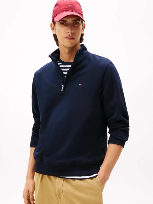 Tommy Hilfiger Men's Quarter-Zip Fleece Pullover Sweatshirt - Classic Fit 1 Tommy Hilfiger Men's Quarter-Zip Fleece Pullover Sweatshirt - Classic Fit