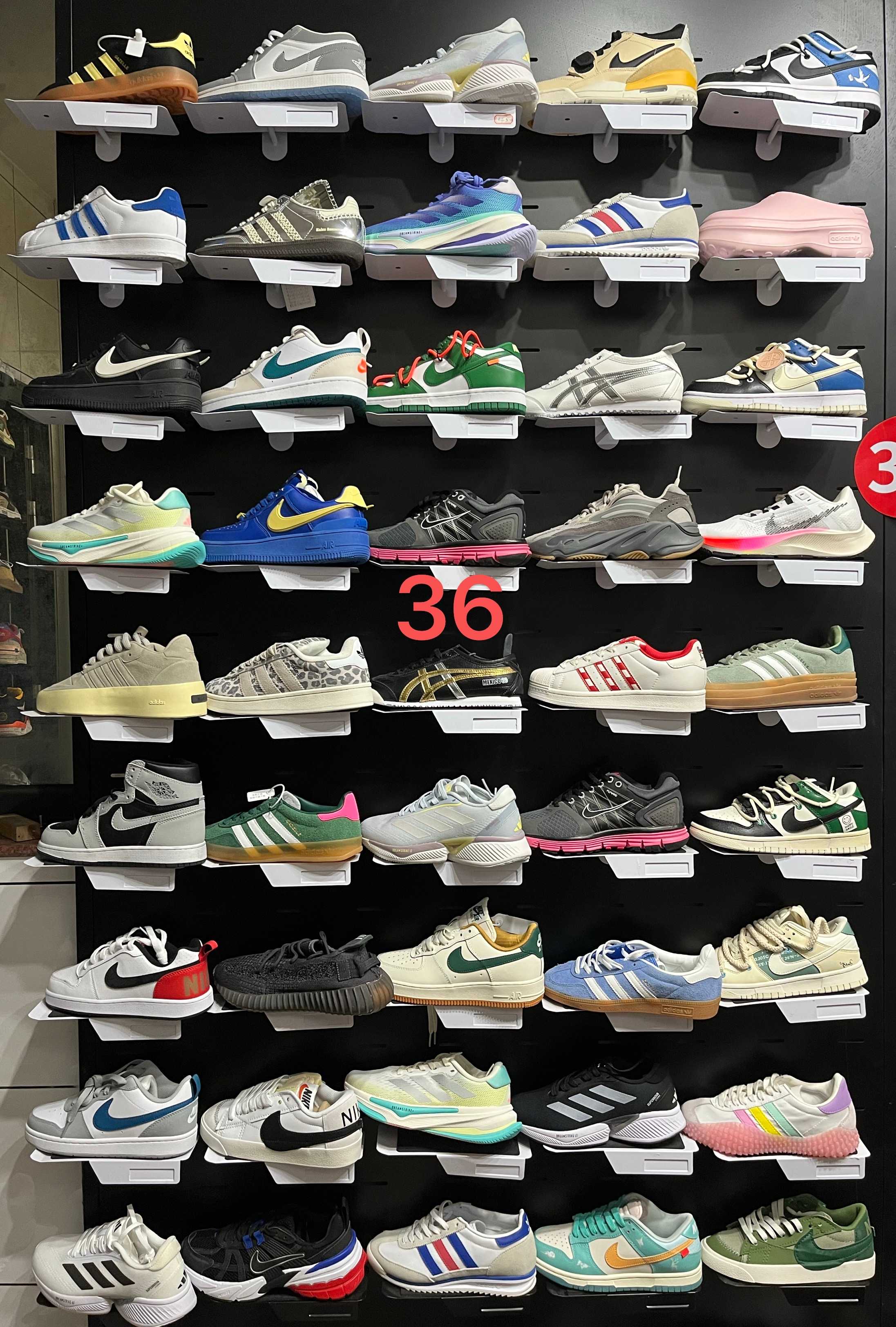 福利特价🉐️💰100   1🈷️8鞋墙更新 ！
高品质版本孤品，无质量问题不退不换！有尺码就是赚！