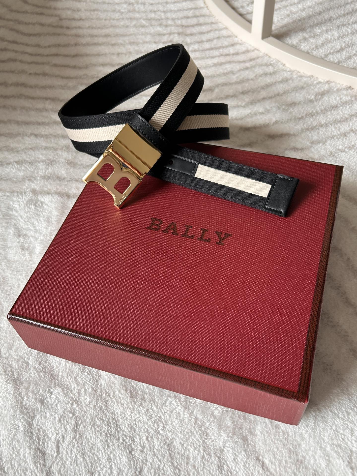 BALLY巴利专柜同款男士时尚布配皮双用腰带宽3.4cmTamal融入了永恒经典的Bally黑白条纹且具