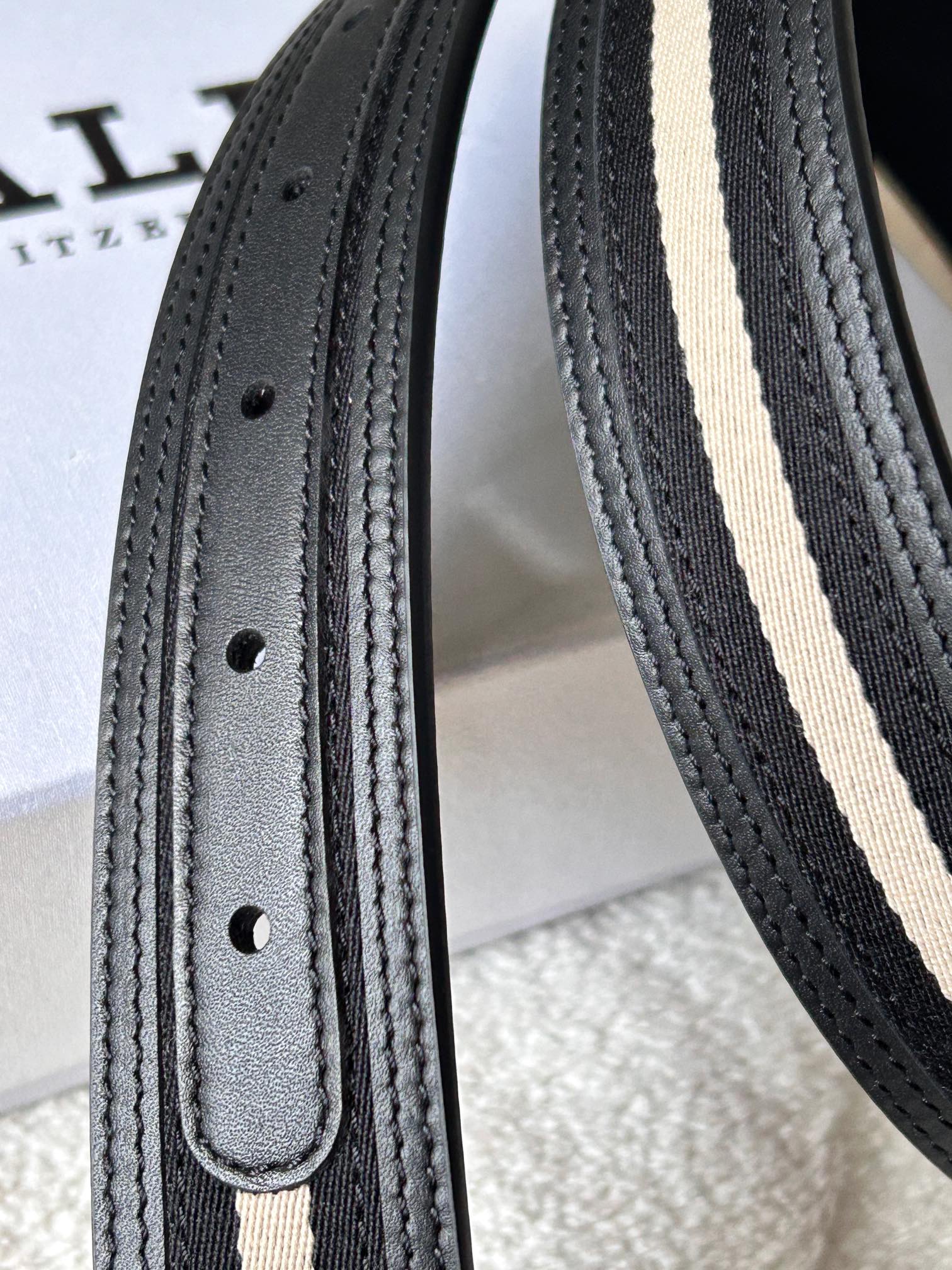 Bally Men’s Leather Belt: Modern Classic with Double Belts and B-Word Tie - 图片 5