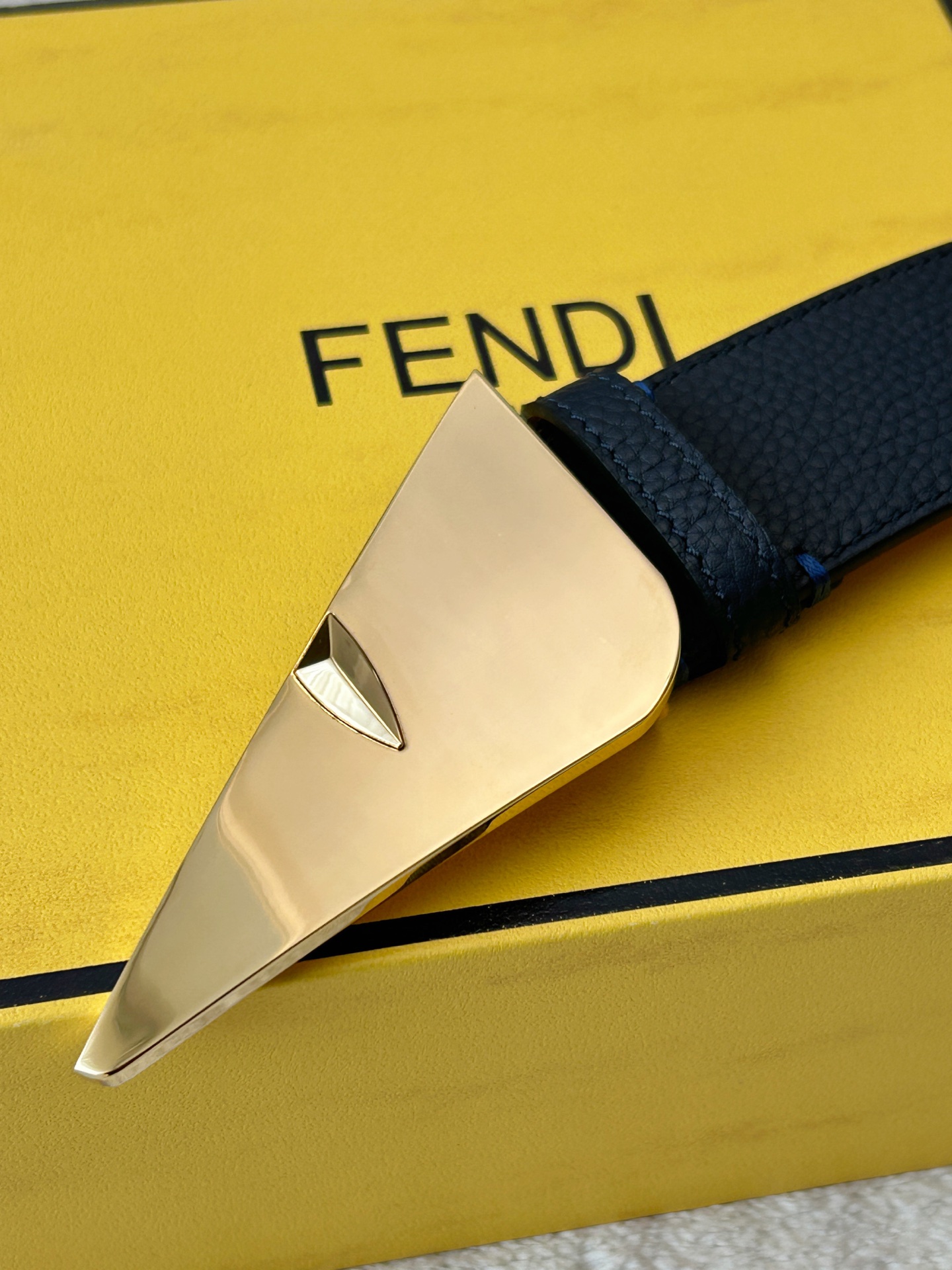 [Fendi Belts]FENDI Fendi Fashion Casual Belt Front Blue Litchi Pattern Cowhide