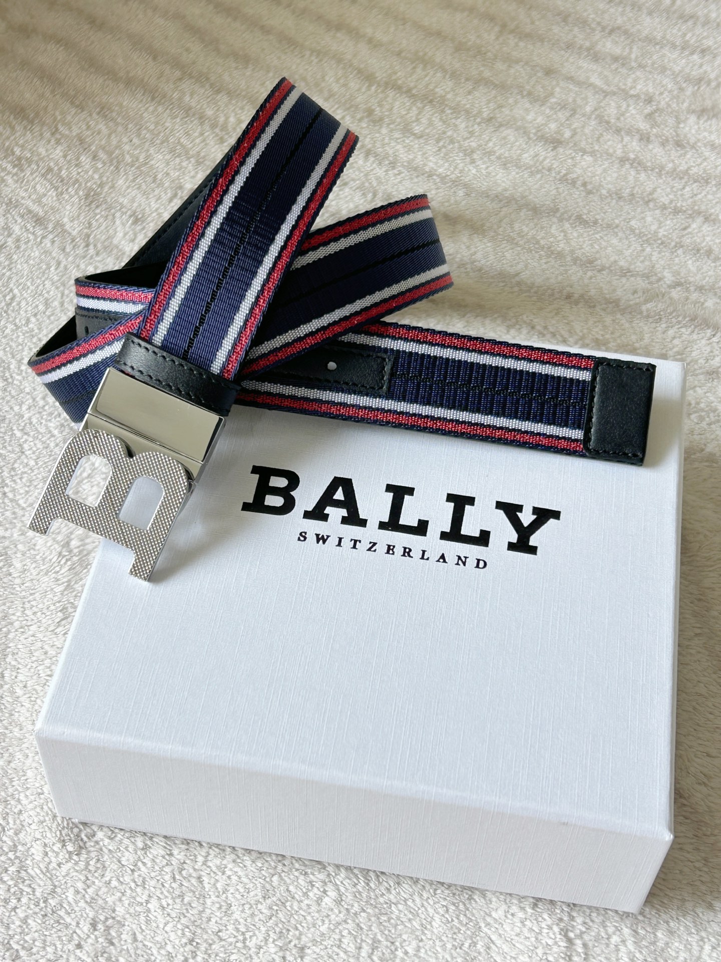 High-End BALLY Recreational Belt with Original Leather and Silver Metal Detail
