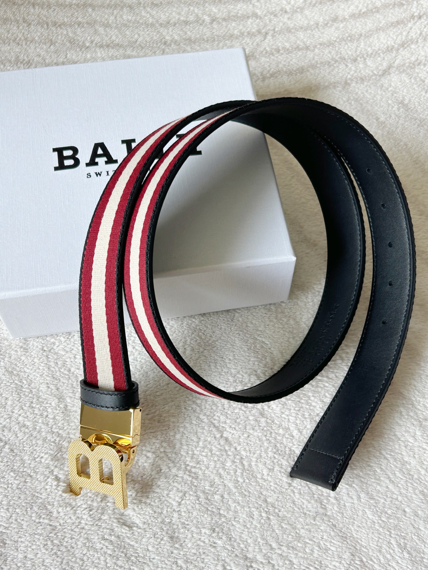 High-Quality Bally Men’s Recreational Belt with BBUCKLE Design and Silver Metal Detail - 图片 6