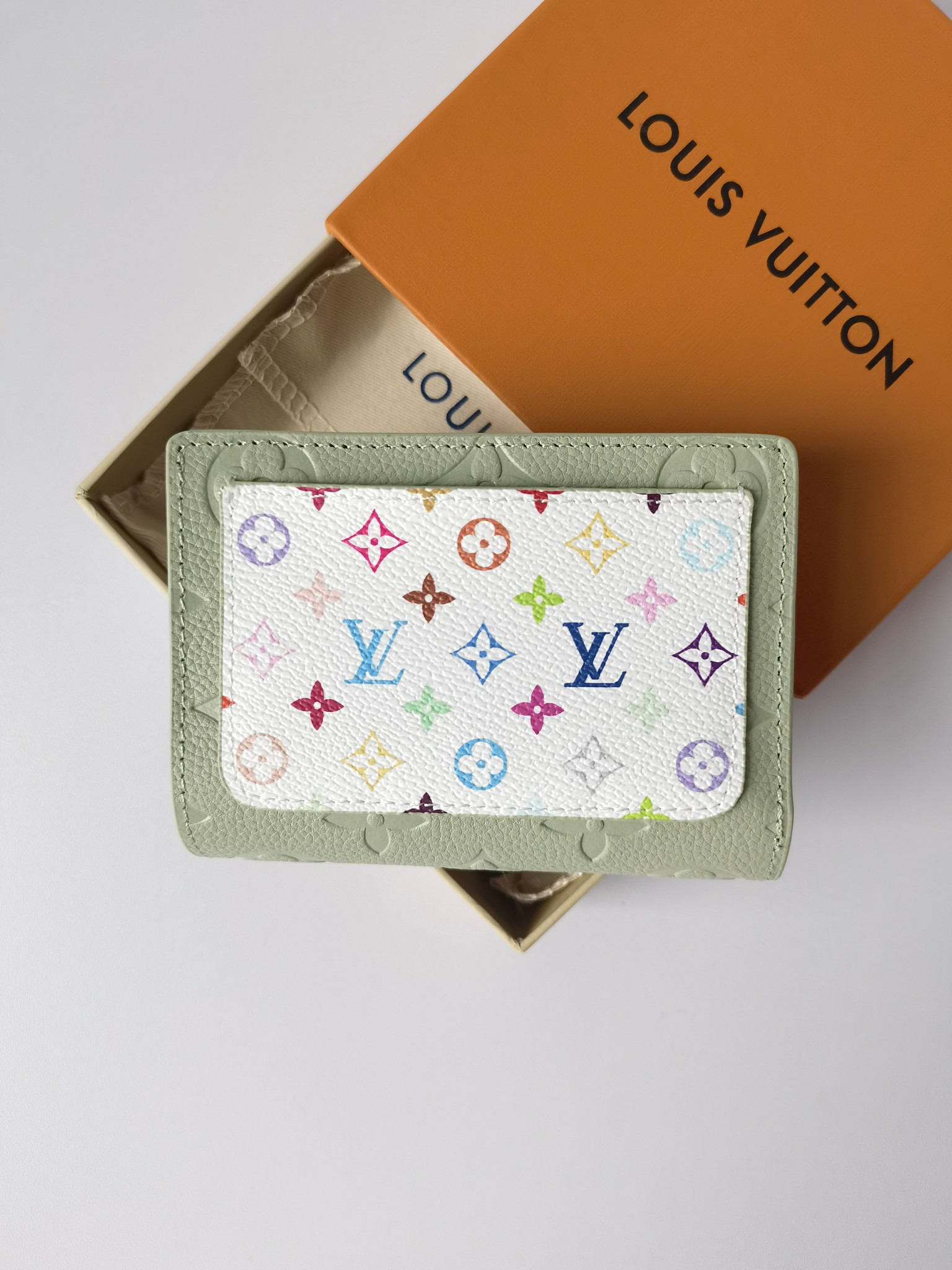 Luxurious Monogram Empreinte Cléa Money Bag in Soft Pumpkin Green – M13619. - 图片 5