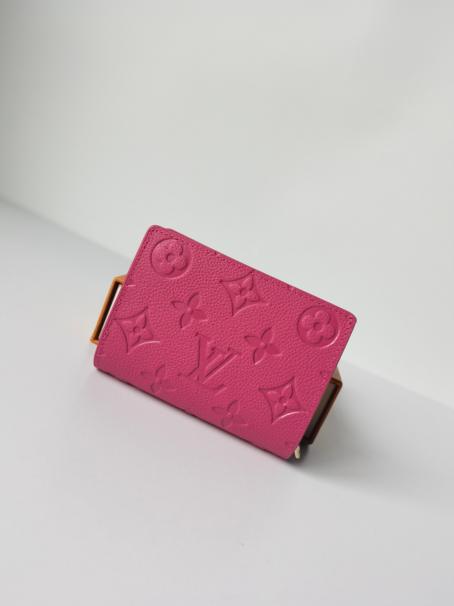Luxurious Monogram Empreinte Cléa Money Bag with Ling Ling Configuration Dimensions M13619 - 图片 2