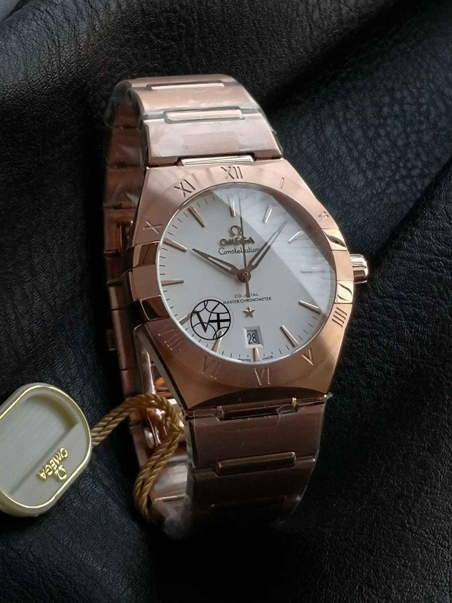 “3565 V+ Omega 39mm Constellation Series: High-Quality Upgrade with Visible Cores and Comfortable Design” - 图片 4