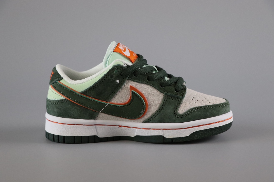 图片[2]-新款出货 原装 NK SB Dunk Low Pro 新款低邦时尚童鞋 联名款304292-335 尺码：24 25 26 27 28 29.5 30 31 32 33.5 34 35 36 37.5-选品中心