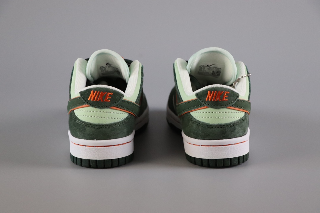 图片[4]-新款出货 原装 NK SB Dunk Low Pro 新款低邦时尚童鞋 联名款304292-335 尺码：24 25 26 27 28 29.5 30 31 32 33.5 34 35 36 37.5-选品中心