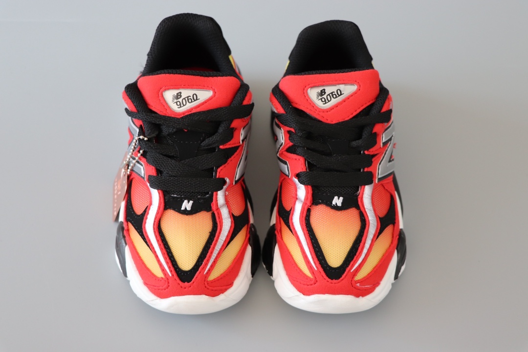 图片[5]-新百伦 New Balance NB9060童鞋26-37 海外版配色不仅显档次，鞋子也更轻盈❗️时尚大气的外观设计，学生必入的百搭童鞋款❗️-选品中心