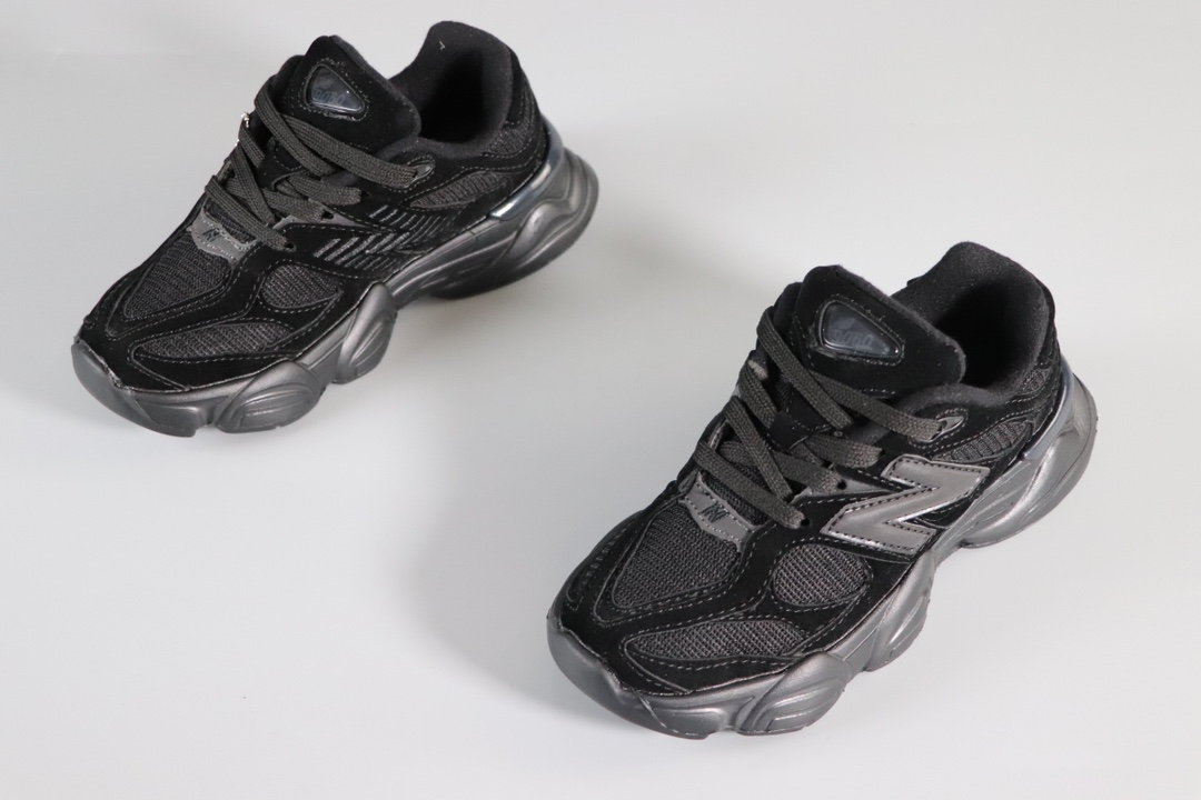 图片[6]-新百伦 New Balance NB9060童鞋26-37 海外版配色不仅显档次，鞋子也更轻盈❗️时尚大气的外观设计，学生必入的百搭童鞋款❗️-选品中心