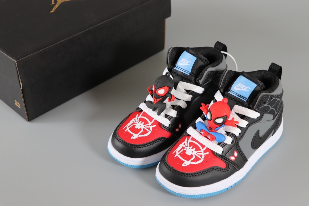 图片[9]-Jordan/乔丹 童鞋蜘蛛侠卡通玩偶版本上线👣你家有个fashion宝贝👶🏻中底注胶孔内置真Sole气垫❗️耐克Air Jordan Brand 1 Mid GS\”Hulk\”AJ1乔丹一代中帮经典复古文化休闲运动篮球鞋“乔1童鞋系列” 类型：童鞋 尺码：22 23 24 25 26 27 28 29 30 31 32 33 34 35 36 37-选品中心