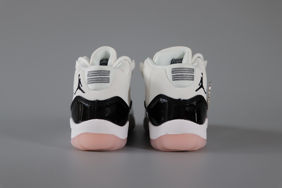 图片[4]-NK AJ 11代系带高帮篮球童鞋缓震复古运动童鞋采用匠心中底设计，带来出色稳定性，缔造轻盈缓震的步履体验。 尺码：22-37-选品中心