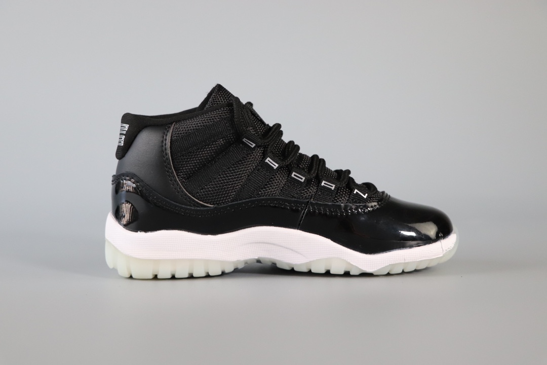 图片[2]-NK AJ 11代系带高帮篮球童鞋缓震复古运动童鞋采用匠心中底设计，带来出色稳定性，缔造轻盈缓震的步履体验。 尺码：22-37-选品中心