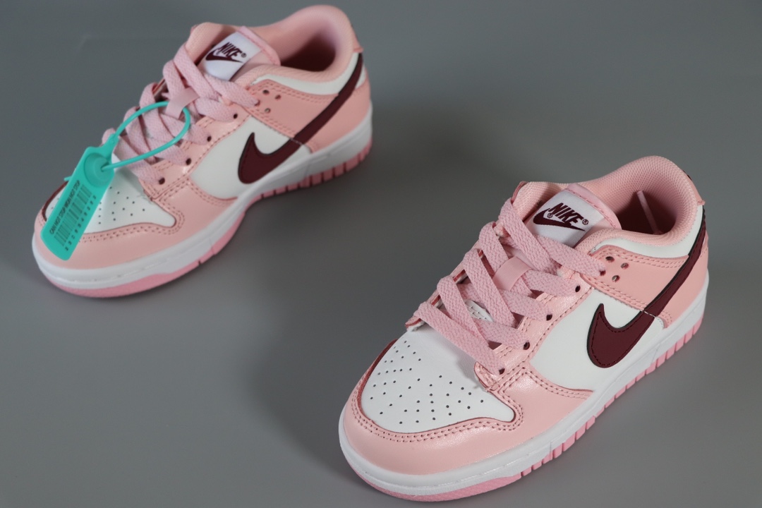 图片[6]-新款出货 原装 NK SB Dunk Low Pro 联名款低邦时尚童鞋 CW1590-601 尺码：22 23 24 25 26 27 28 29.5 30 31 32 33.5 34 35 36 37.5-选品中心