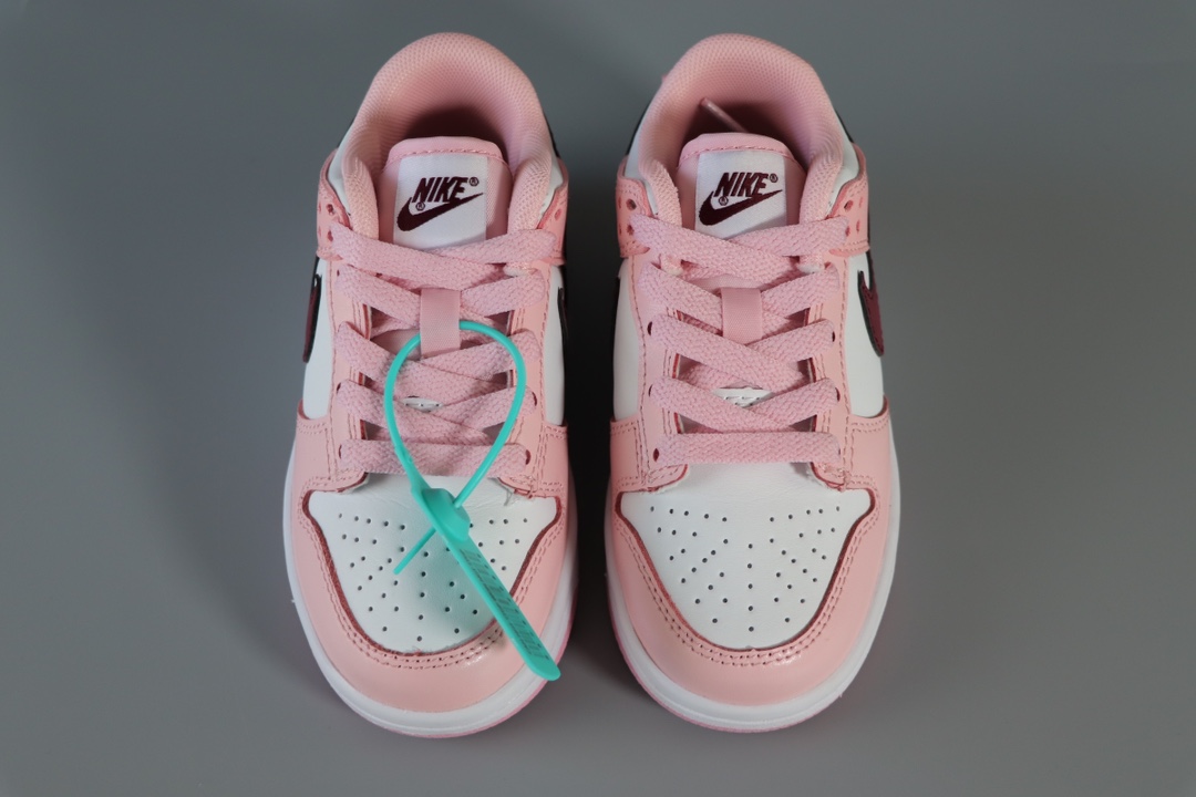 图片[5]-新款出货 原装 NK SB Dunk Low Pro 联名款低邦时尚童鞋 CW1590-601 尺码：22 23 24 25 26 27 28 29.5 30 31 32 33.5 34 35 36 37.5-选品中心