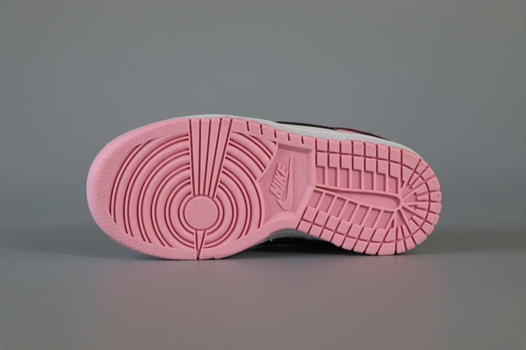 图片[3]-新款出货 原装 NK SB Dunk Low Pro 联名款低邦时尚童鞋 CW1590-601 尺码：22 23 24 25 26 27 28 29.5 30 31 32 33.5 34 35 36 37.5-选品中心