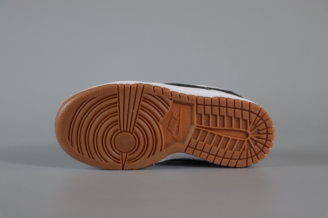 图片[3]-新款出货 原装 NK SB Dunk Low Pro 联名款低邦时尚童鞋 CD2563-100 尺码：22 23 24 25 26 27 28 29.5 30 31 32 33.5 34 35 36 37.5-选品中心