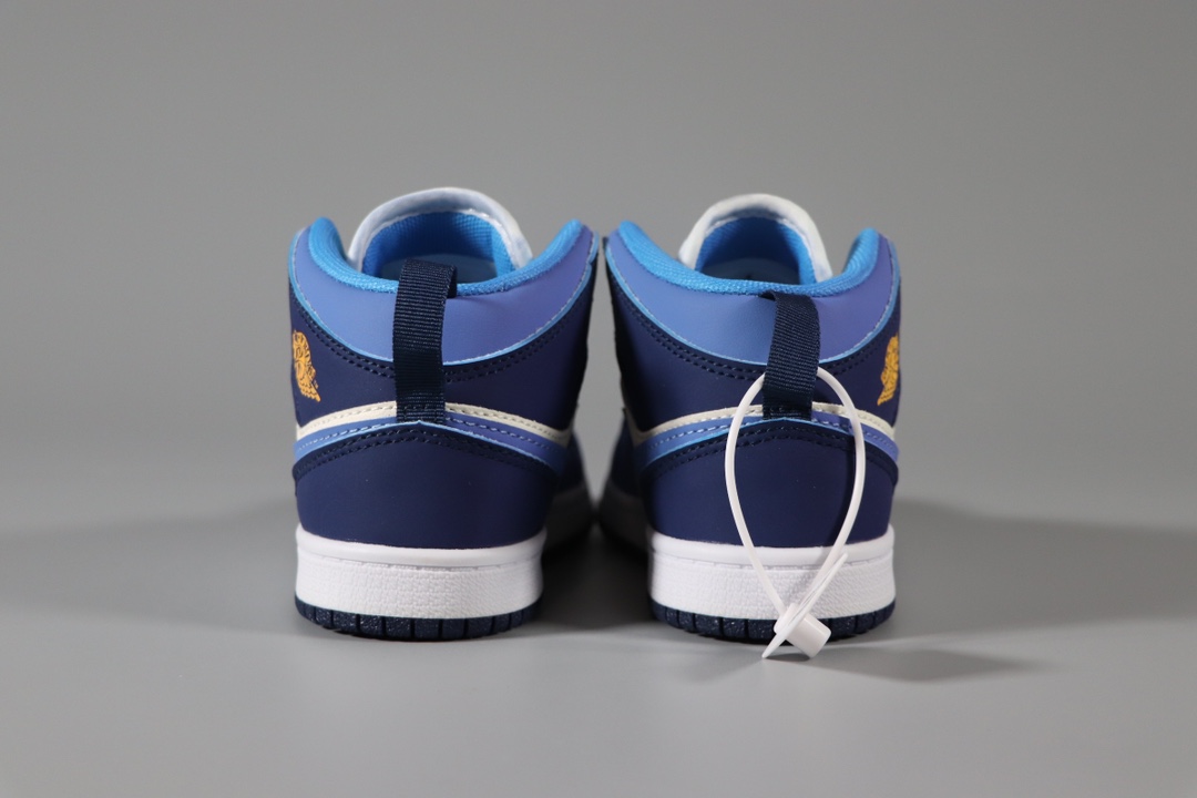 图片[4]-乔丹 Air Jordan 1（GS）乔丹高帮童鞋 时尚板鞋FD2596-400 尺码：22 23 24 25 26 27 28 29.5 30 31 32 33.5 34 35 36 37-选品中心