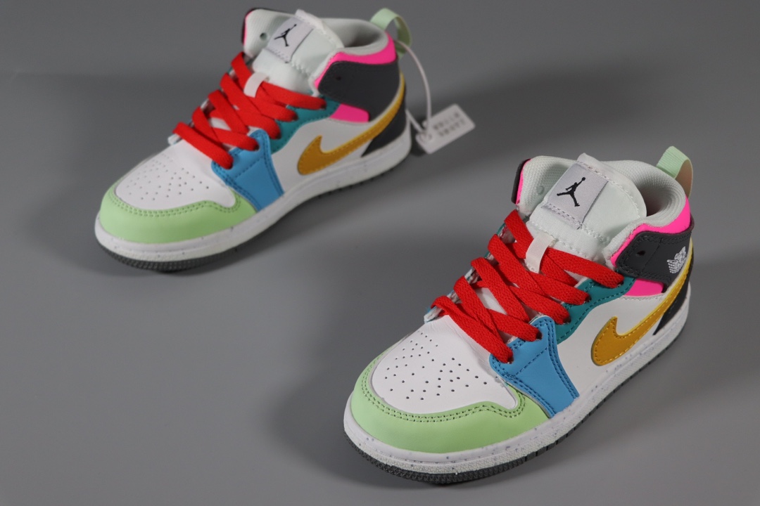 图片[6]-乔丹 Air Jordan 1（GS）乔丹高帮童鞋 时尚板鞋FN1188-100 尺码：22 23 24 25 26 27 28 29.5 30 31 32 33.5 34 35 36 37-选品中心