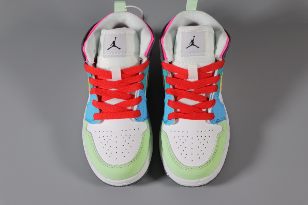 图片[5]-乔丹 Air Jordan 1（GS）乔丹高帮童鞋 时尚板鞋FN1188-100 尺码：22 23 24 25 26 27 28 29.5 30 31 32 33.5 34 35 36 37-选品中心