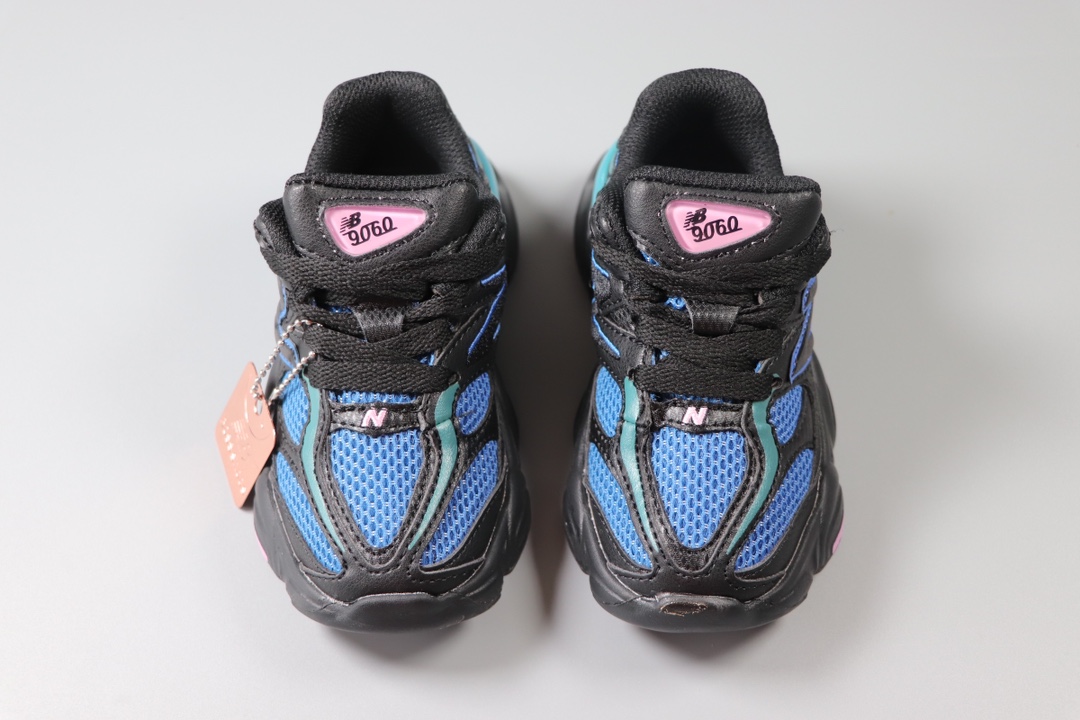 图片[5]-新百伦 New Balance NB9060童鞋26-37 海外版配色不仅显档次，鞋子也更轻盈❗️时尚大气的外观设计，学生必入的百搭童鞋款❗️-选品中心
