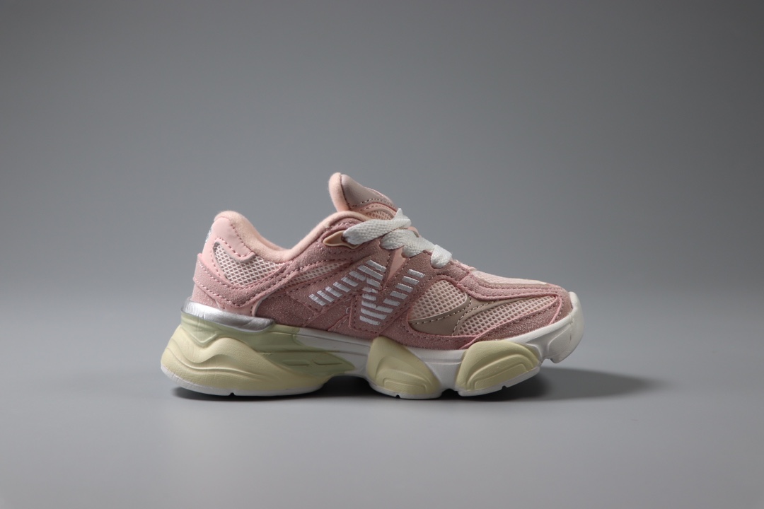 图片[2]-新百伦 New Balance NB9060童鞋26-37 海外版配色不仅显档次，鞋子也更轻盈❗️时尚大气的外观设计，学生必入的百搭童鞋款❗️-选品中心