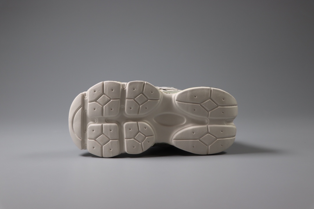 图片[3]-新百伦 New Balance NB9060童鞋26-37 海外版配色不仅显档次，鞋子也更轻盈❗️时尚大气的外观设计，学生必入的百搭童鞋款❗️-选品中心