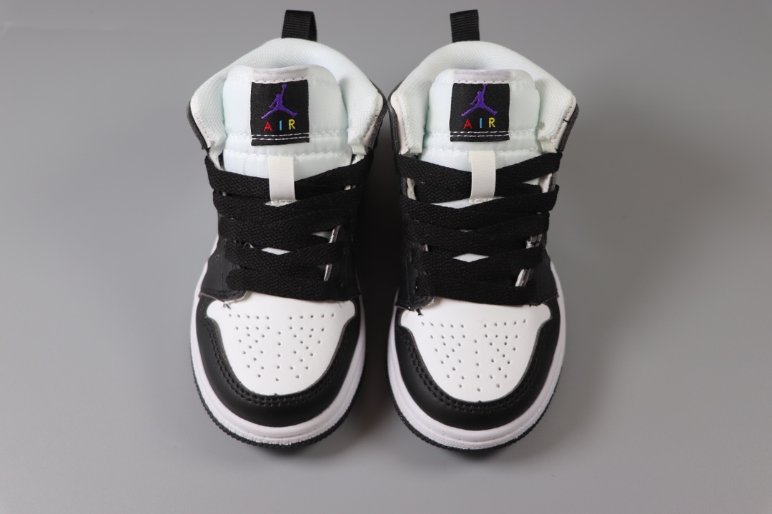 图片[5]-乔丹 Air Jordan 1（GS）乔丹高帮童鞋 时尚板鞋 时尚运动鞋 尺码：22 23 24 25 26 27 28 29.5 30 31 32 33.5 34 35 36 37-选品中心