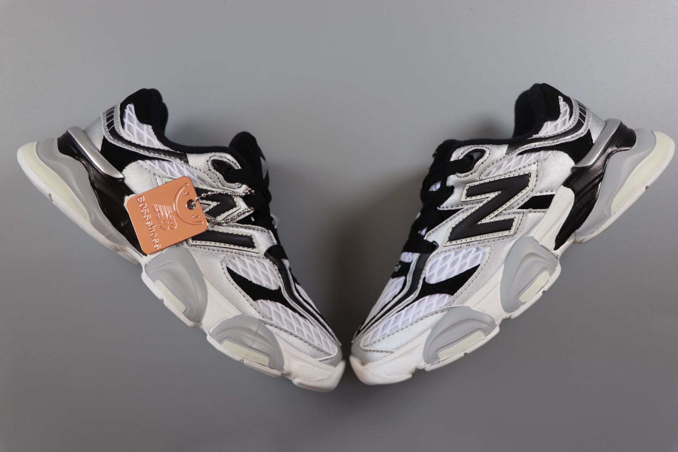 图片[8]-新百伦 New Balance NB9060童鞋26-37 海外版配色不仅显档次，鞋子也更轻盈❗️时尚大气的外观设计，学生必入的百搭童鞋款❗️-选品中心