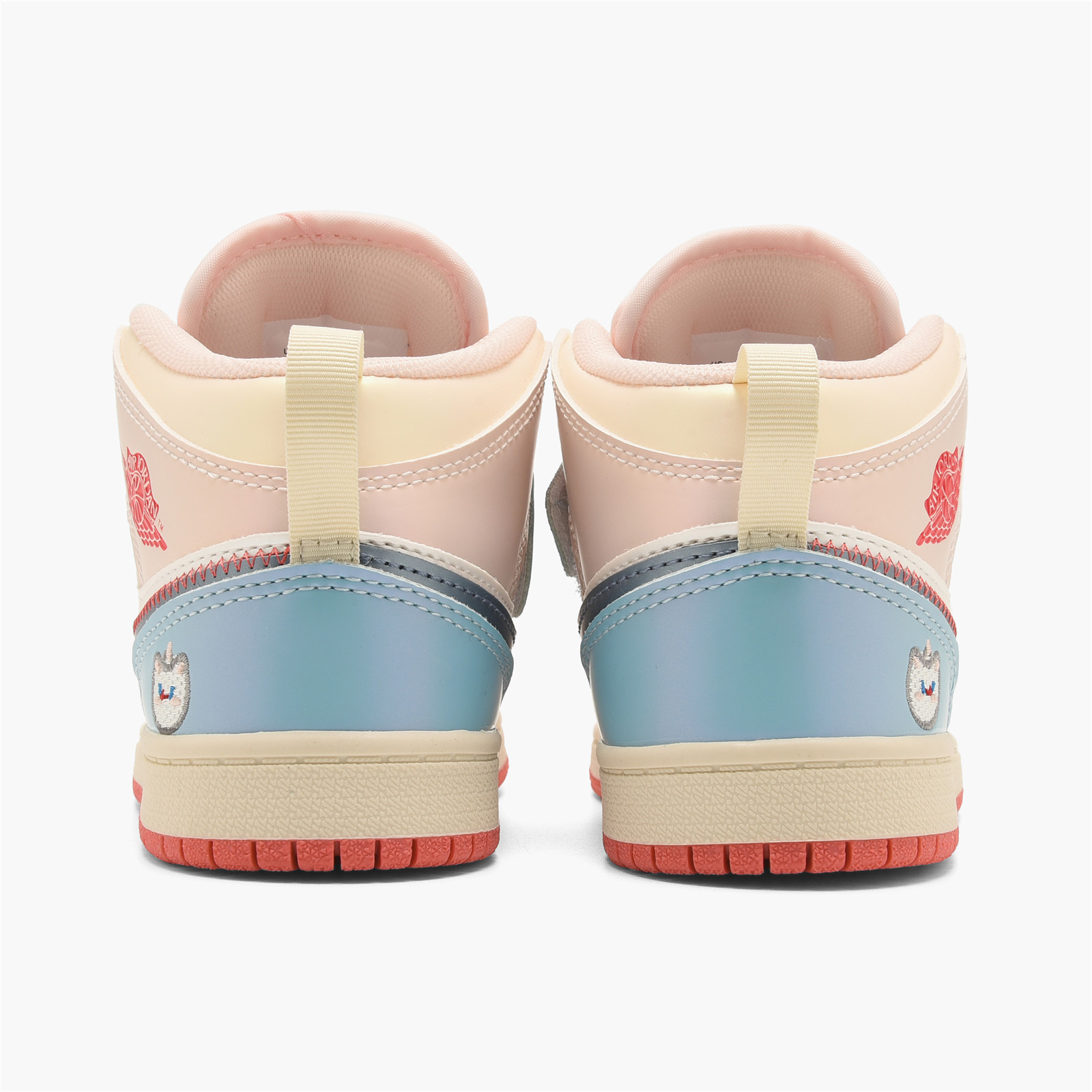 图片[4]-乔丹 Air Jordan 1（GS）乔丹高帮童鞋 时尚板鞋 时尚运动鞋 尺码：22 23 24 25 26 27 28 29.5 30 31 32 33.5 34 35 36 37-选品中心