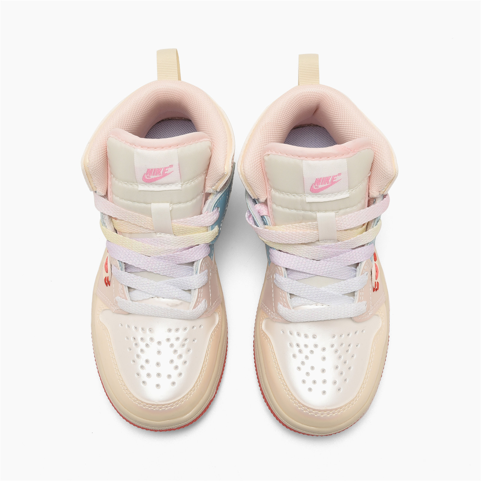图片[5]-乔丹 Air Jordan 1（GS）乔丹高帮童鞋 时尚板鞋 时尚运动鞋 尺码：22 23 24 25 26 27 28 29.5 30 31 32 33.5 34 35 36 37-选品中心
