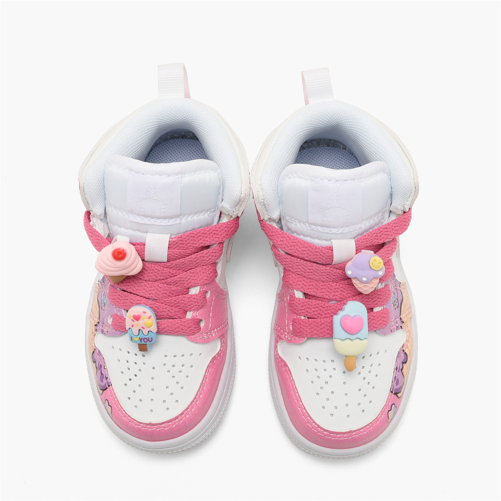 图片[5]-乔丹 Air Jordan 1（GS）乔丹高帮童鞋 时尚板鞋 时尚运动鞋 尺码：22 23 24 25 26 27 28 29.5 30 31 32 33.5 34 35 36 37-选品中心