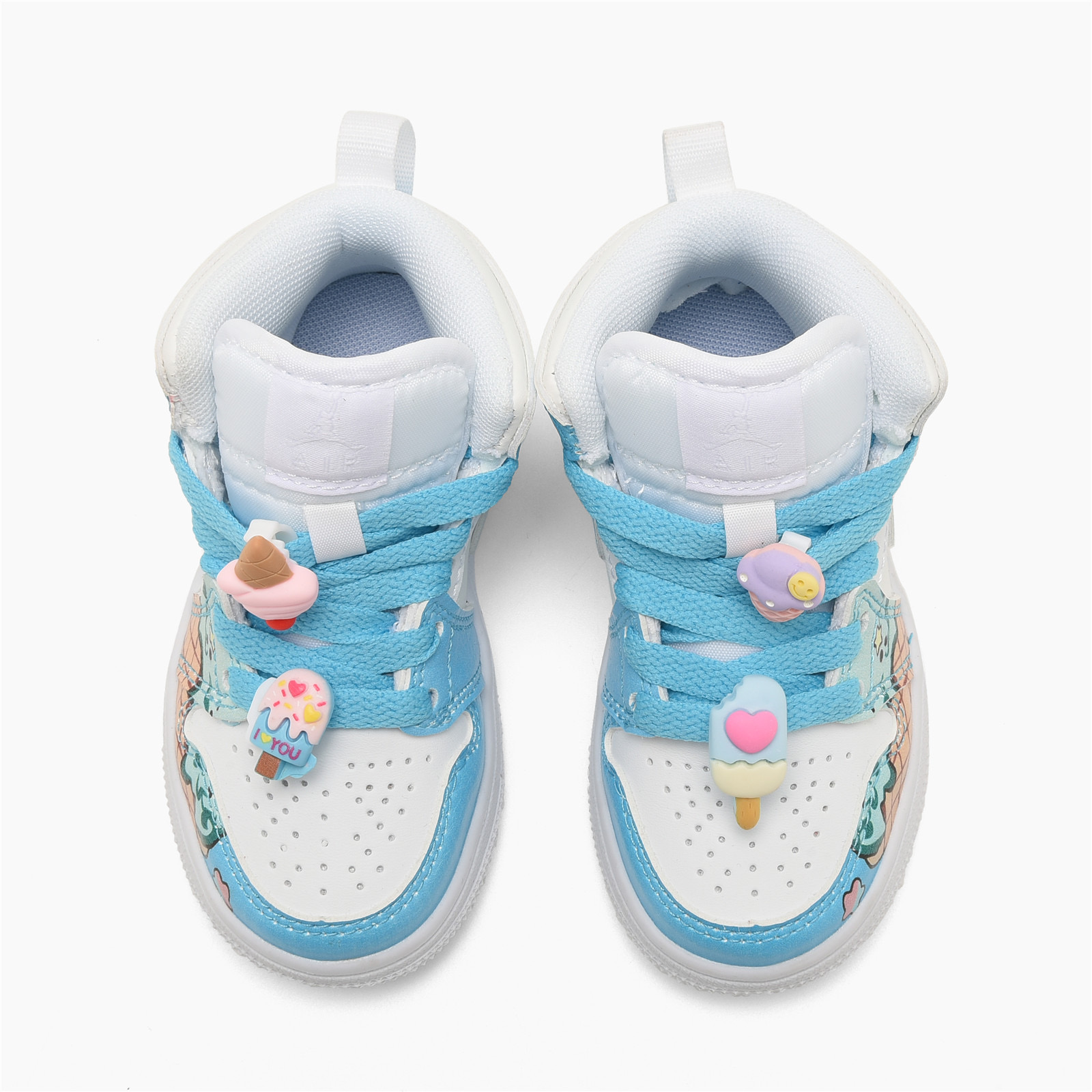 图片[5]-乔丹 Air Jordan 1（GS）乔丹高帮童鞋 时尚板鞋 时尚运动鞋 尺码：22 23 24 25 26 27 28 29.5 30 31 32 33.5 34 35 36 37-选品中心