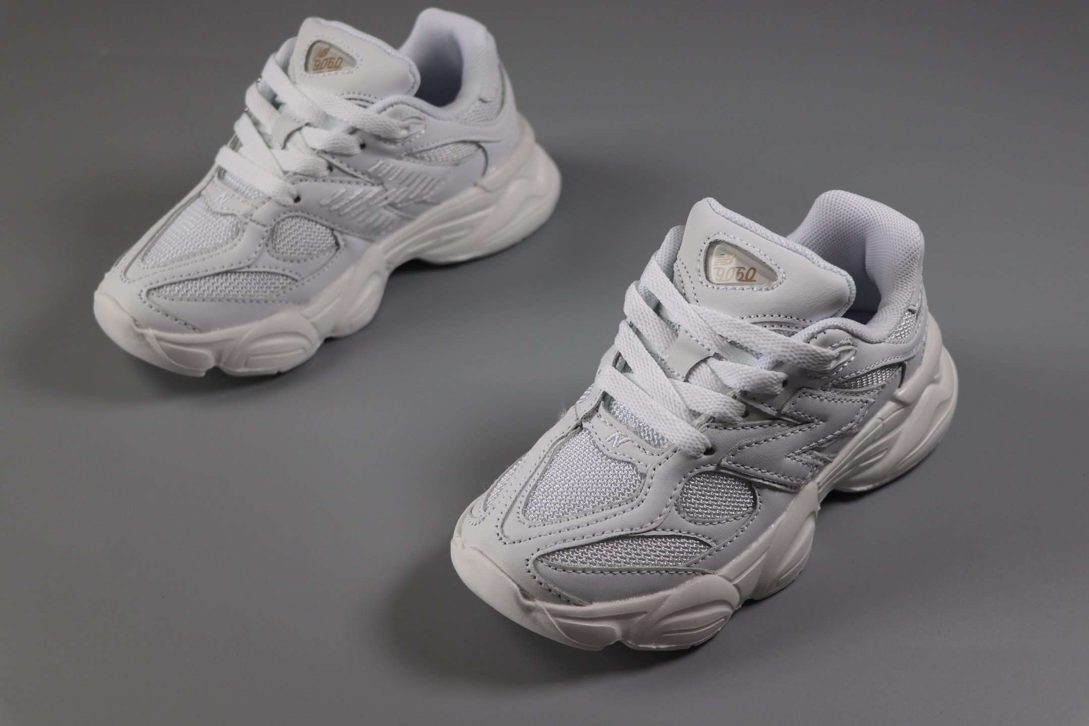 图片[6]-新百伦 New Balance NB9060童鞋26-37 海外版配色不仅显档次，鞋子也更轻盈❗️时尚大气的外观设计，学生必入的百搭童鞋款❗️-选品中心